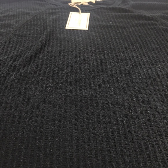 NWT Black Soft Waffle Thermal - Picture 5 of 6